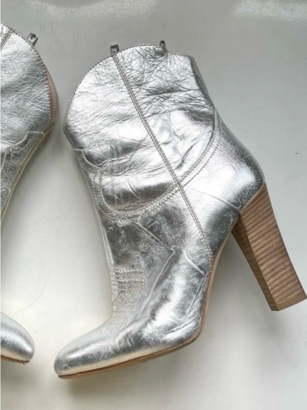 SJP Sarah Jessica Parker Tryst 2 Tone Gold Silver Western Cowboy Bootie 38 1/2